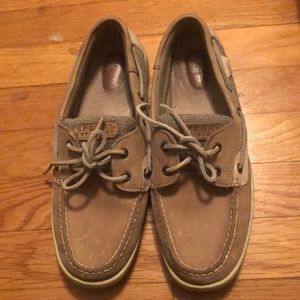 Sperry boat shoes